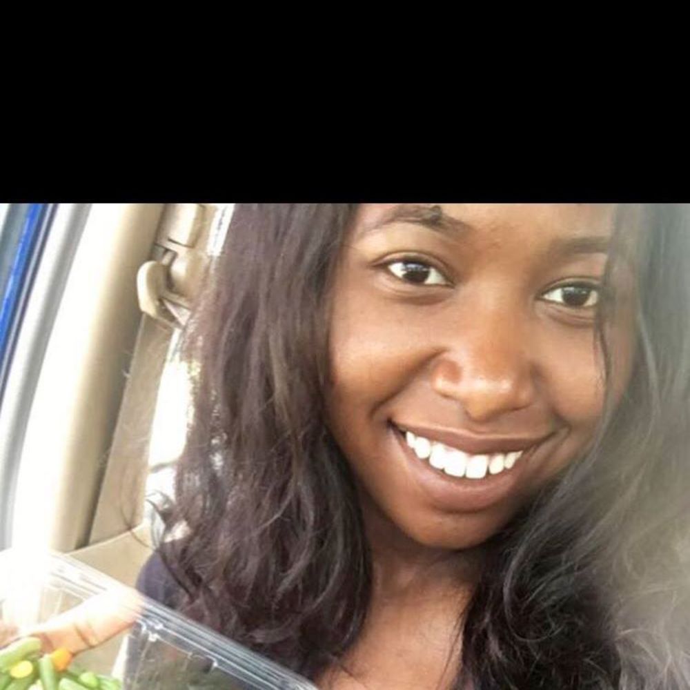 Meet your Posher, Pauline